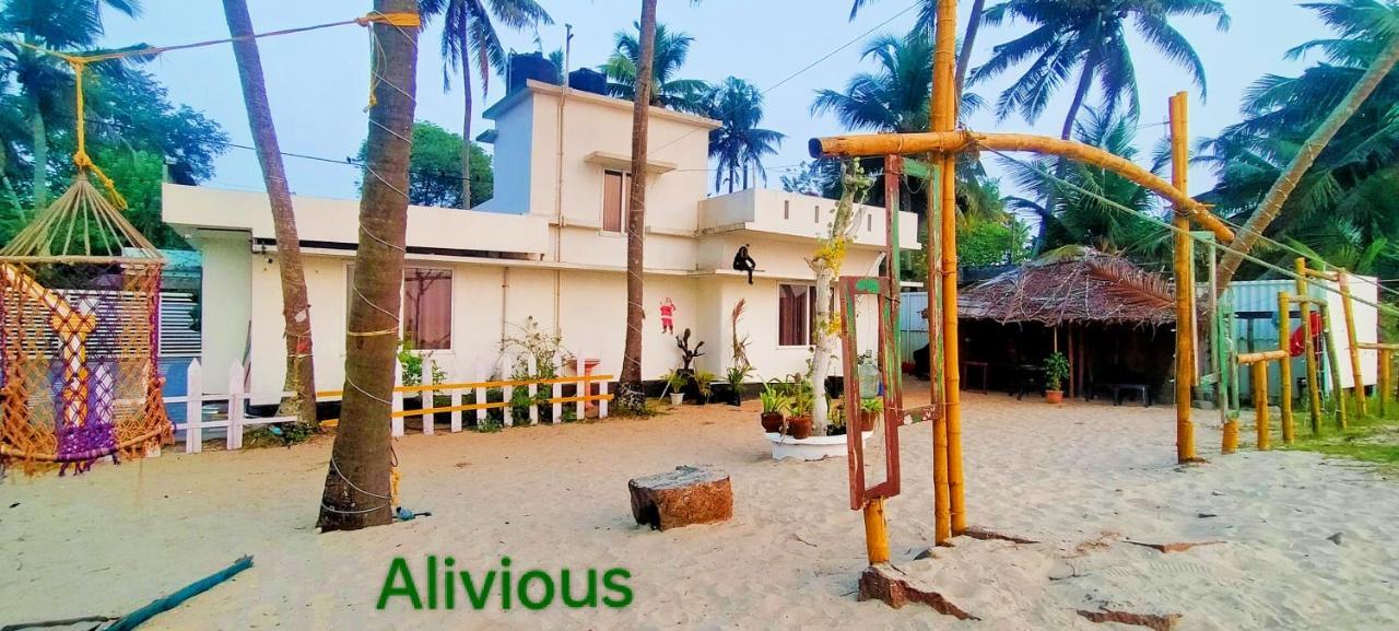 Alivious Beach Homestay Alappuzha Esterno foto