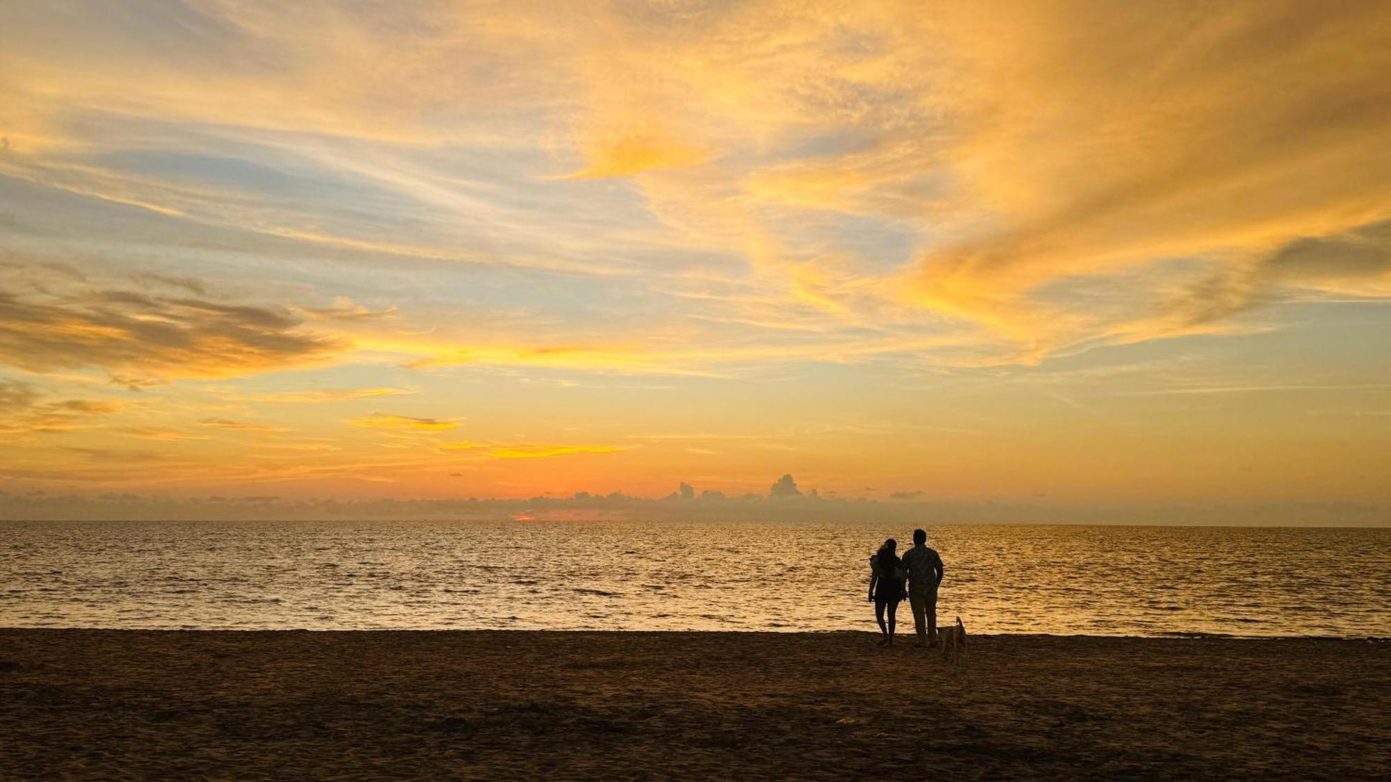 Alivious Beach Homestay Alappuzha Esterno foto